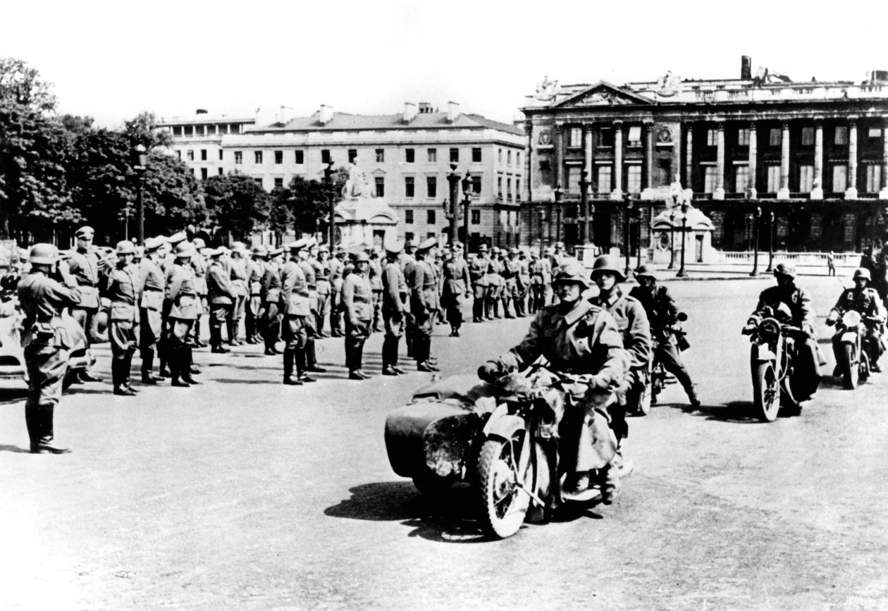 Deutsche Truppen auf der Place de l