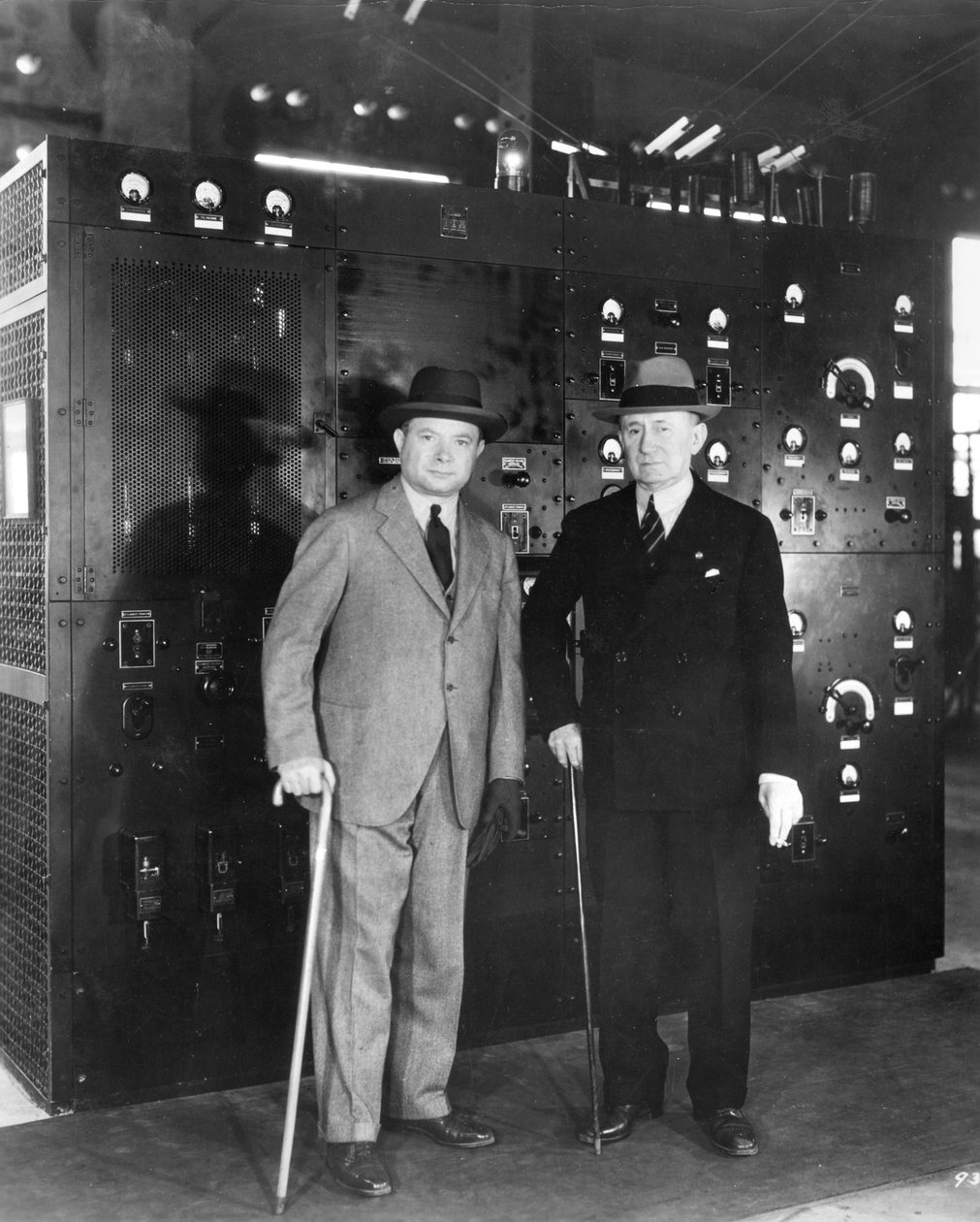 Guglielmo Marconi und David Sarnoff, 1933 von Unbekannt