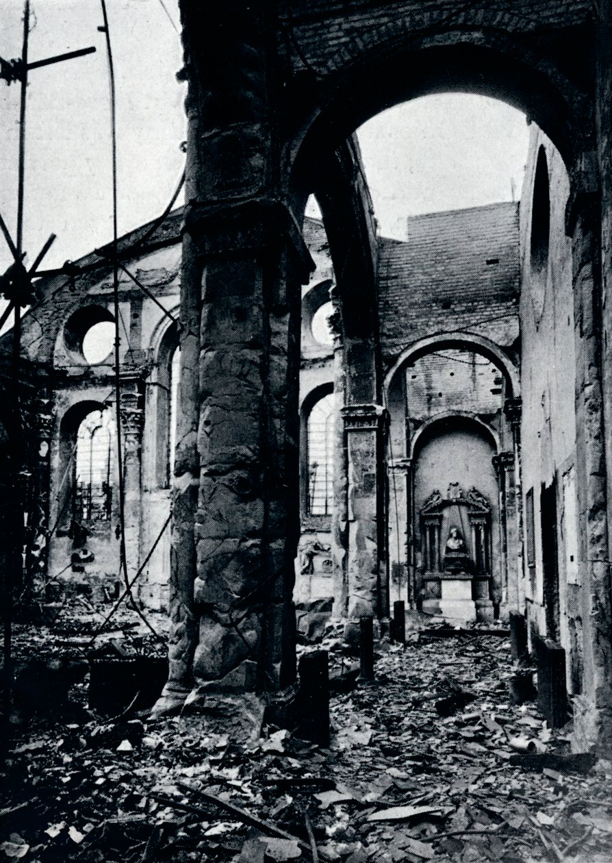 Innenraum der Kirche St. Mary Le Bow, Cheapside, ausgebrannt bei einem Luftangriff, 1941 von Unbekannt