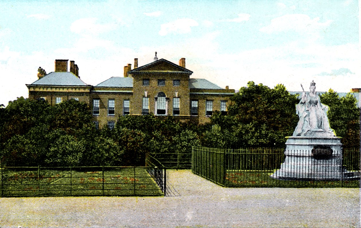 Kensington Palace und die Statue von Königin Victoria, London, 20. Jahrhundert von Unbekannt