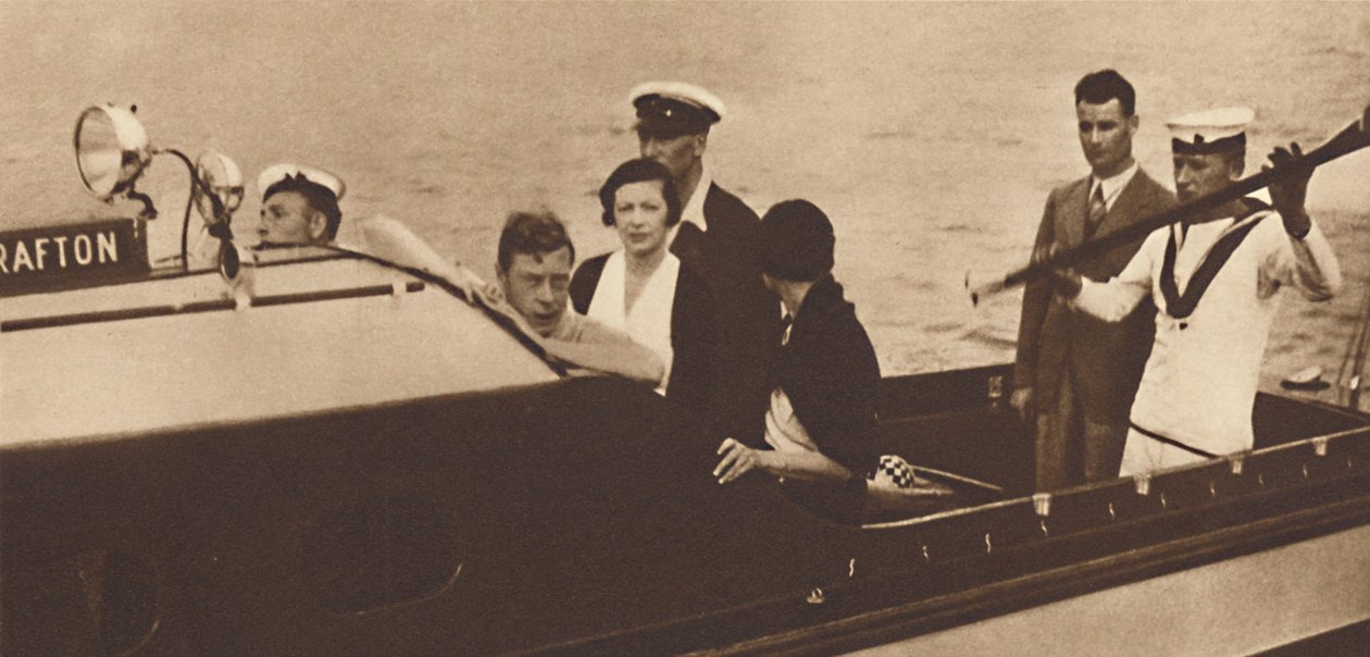 König Edward kehrt von der Insel Rab zu seiner Yacht zurück von Unbekannt