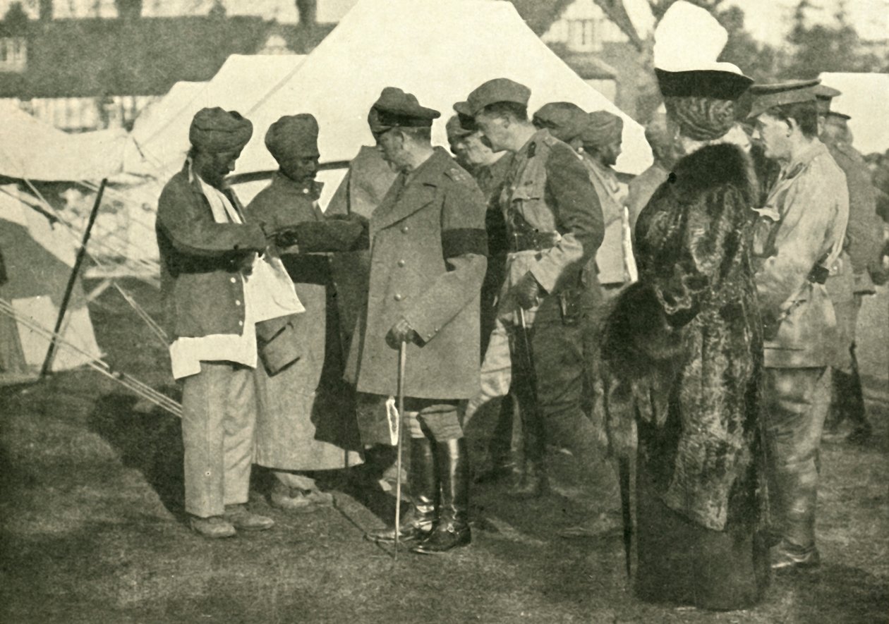 König George und Königin Mary besuchen verwundete Soldaten, Erster Weltkrieg, 1915, ca. 1920 von Unbekannt