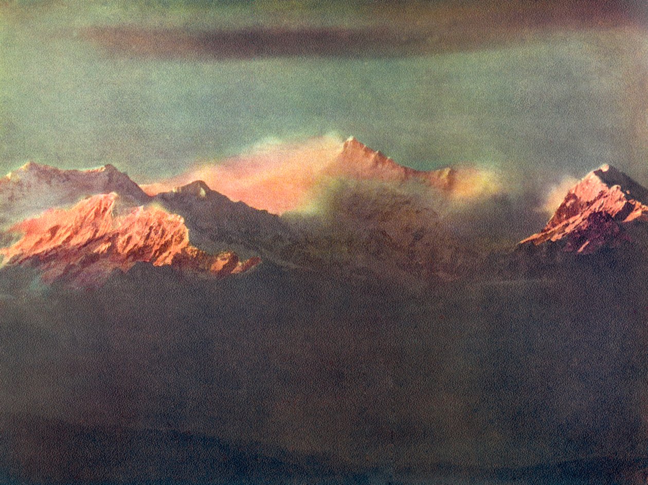 Letzte Lichtstrahlen auf dem Kinchenjunga, um 1910 von Unbekannt