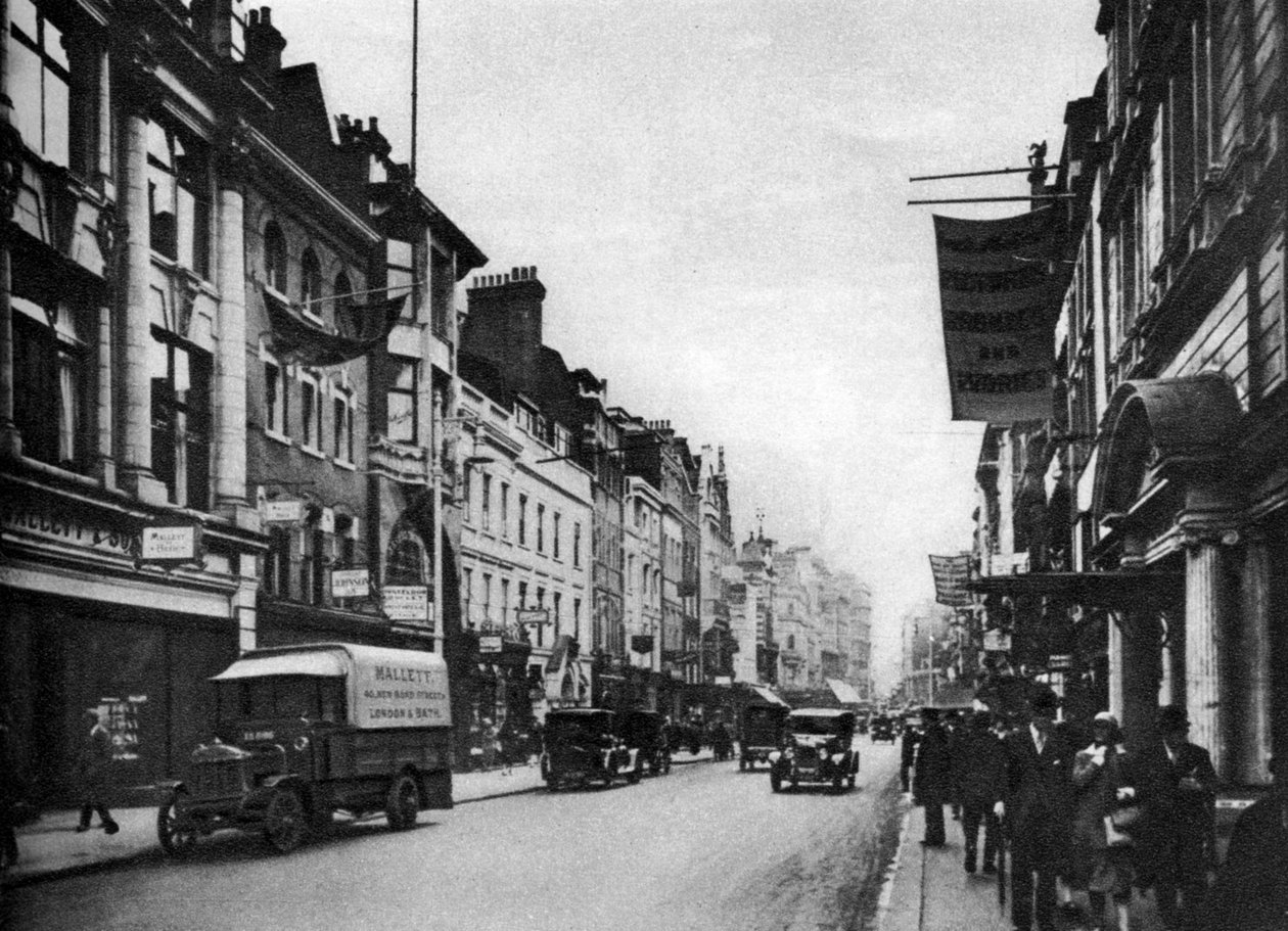 Blick nach Süden in der New Bond Street, London, 1926-1927 von Unbekannt