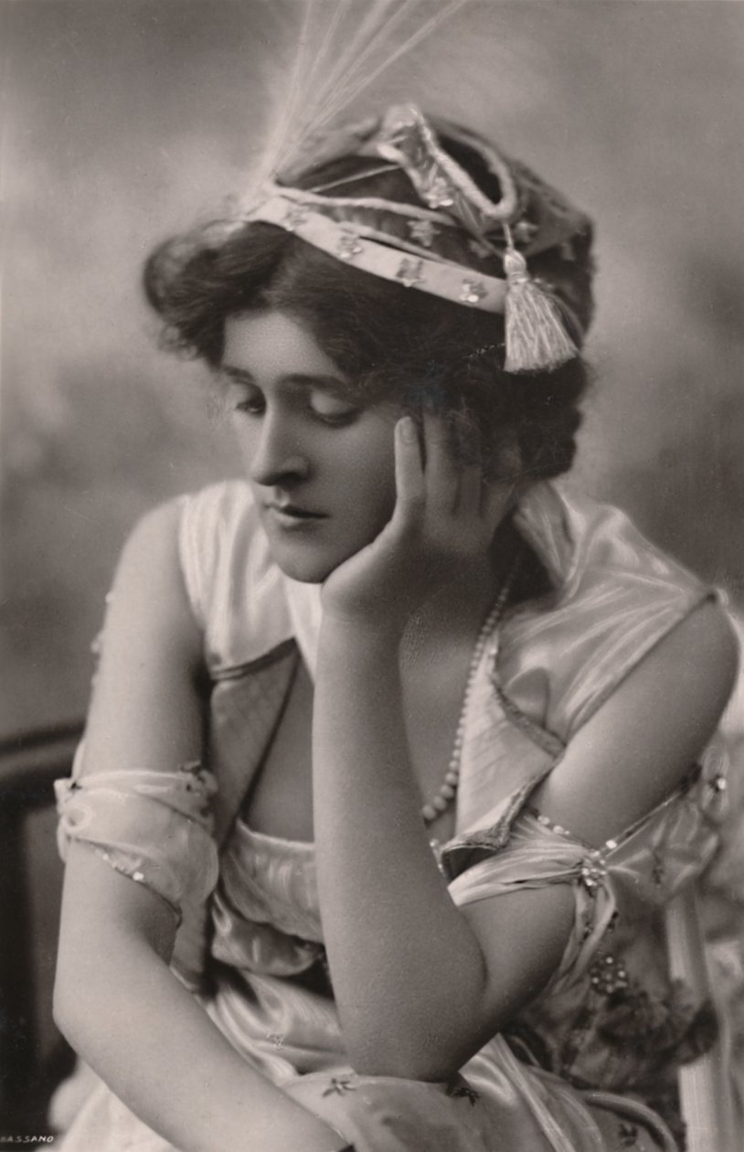 Miss Zena Dare, 1887-1975, um 1930 von Unbekannt