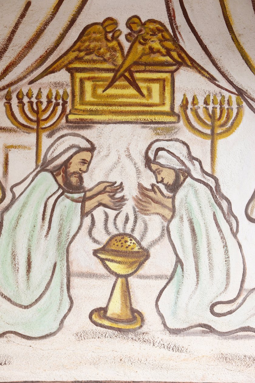 Gemälde in der Kirche Unserer Lieben Frau von Togo: Heiliger Bogen, Menoras und Räucheraltar, Togoville, Togo von Unbekannt
