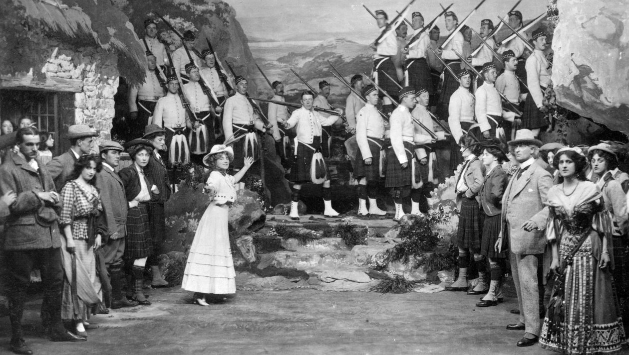 Aufführung von The Gay Gordons, um 1907 von Unbekannt