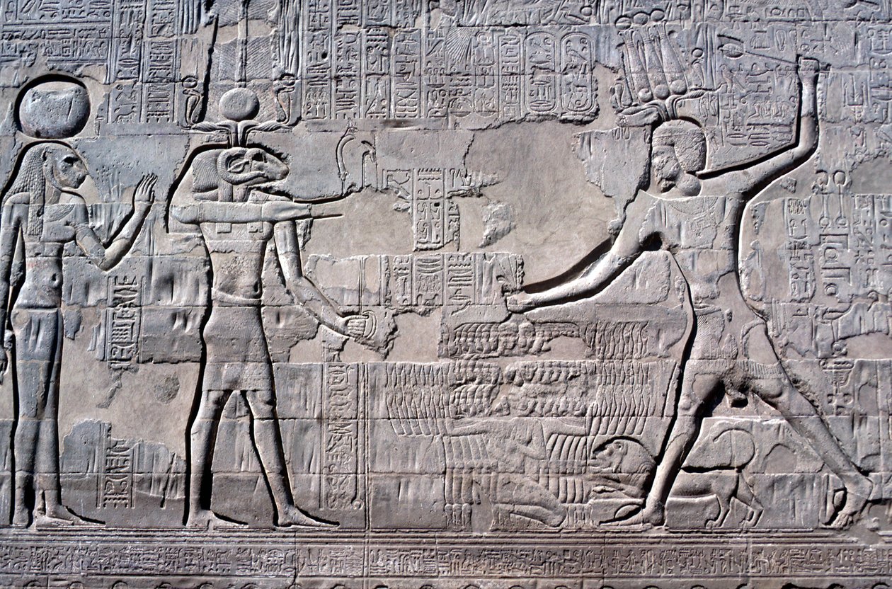 Pharao schlägt seine Feinde, Tempel von Khnum, ptolemäische und römische Perioden von Unbekannt