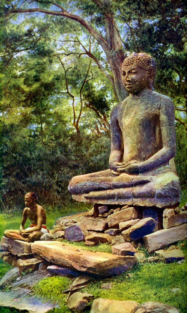 Steinbuddha, ein Relikt des vergangenen Ruhms von Anuradhapura, Ceylon, um 1924 von Unbekannt