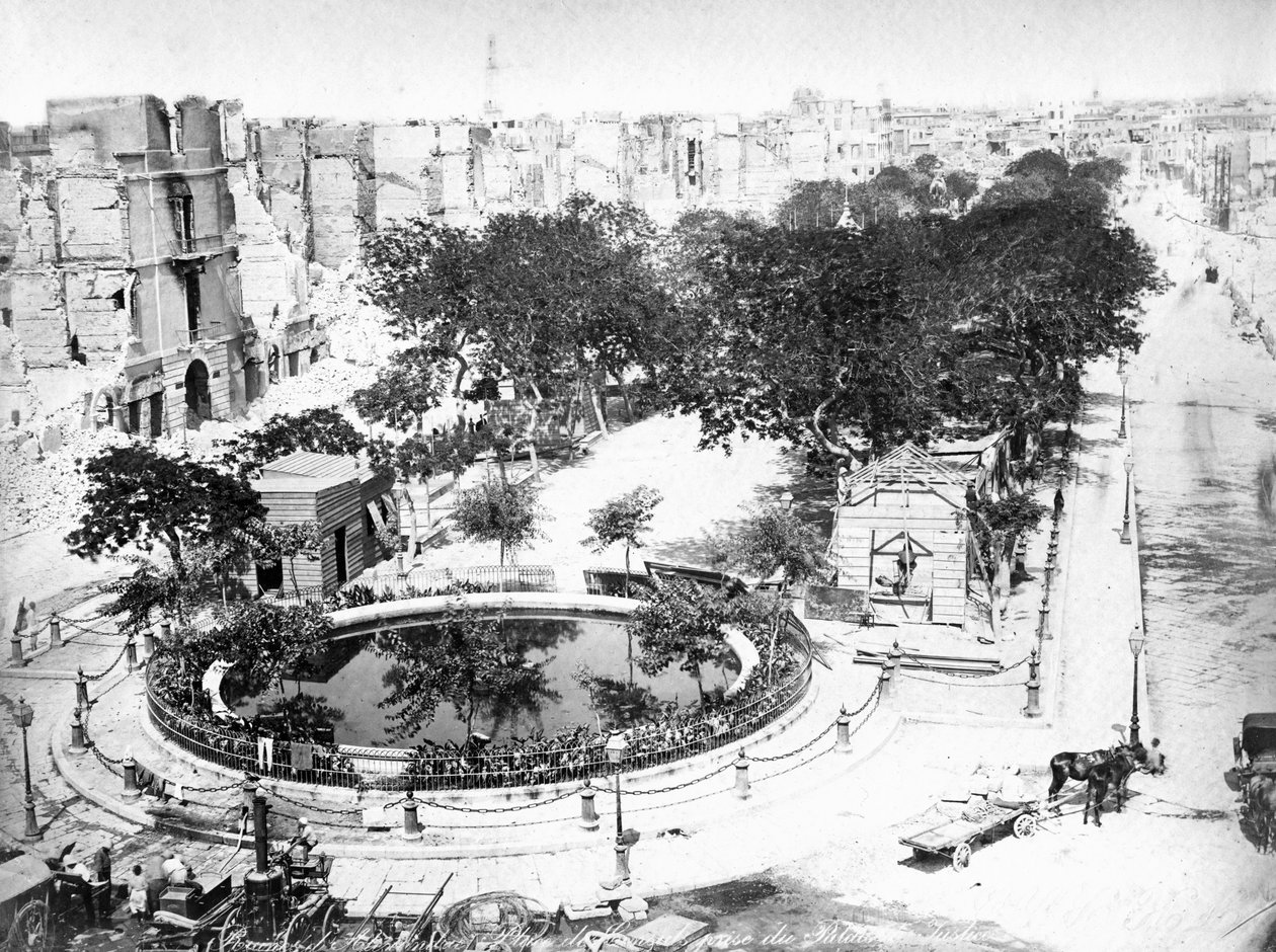 Der große Platz nach dem Brand, Alexandria, Ägypten, ca. 1910er Jahre von Unbekannt
