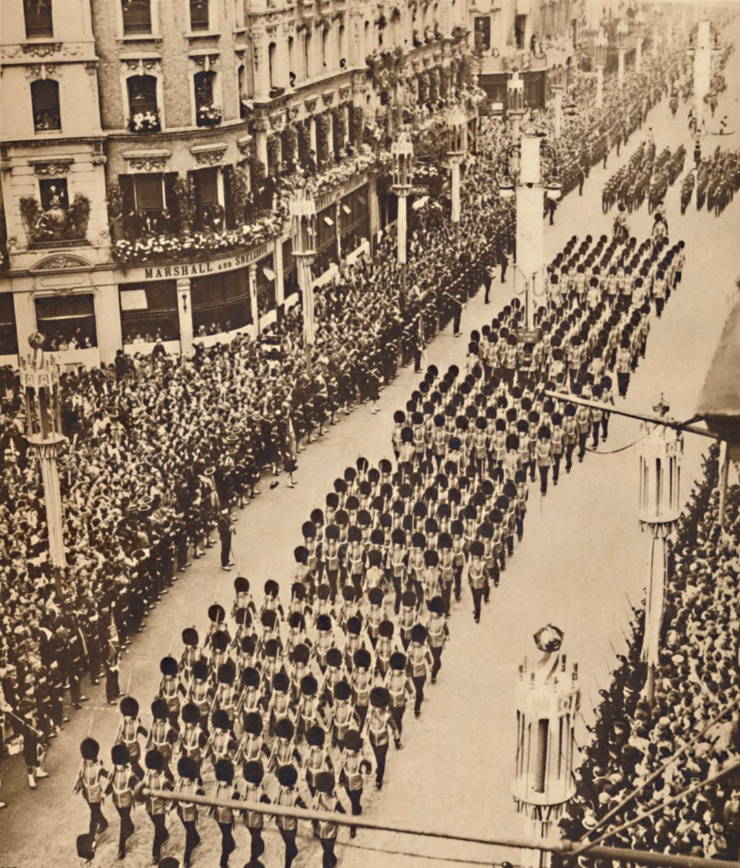 Die Wachen in der Oxford Street, 12. Mai 1937 von Unbekannt