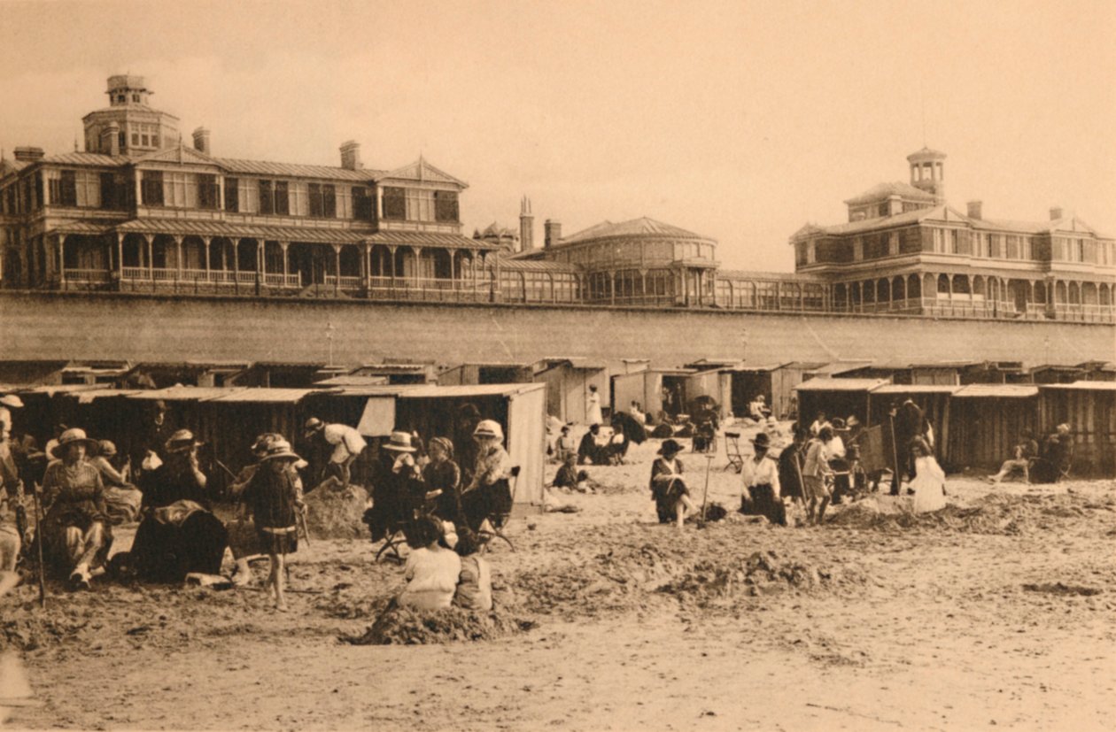 Die königliche Residenz und die Esplanade, ca. 1928 von Unbekannt