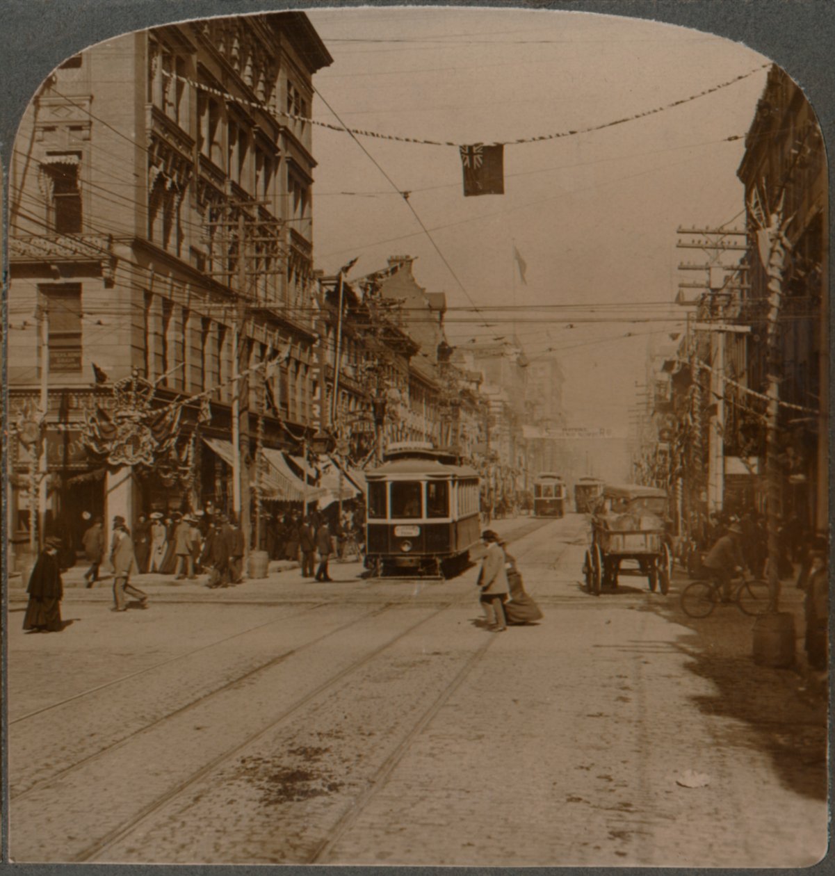 Yonge St., Blick nach Norden von der King St., das geschäftige Zentrum von Toronto, Kanada, 1904 von Unbekannt