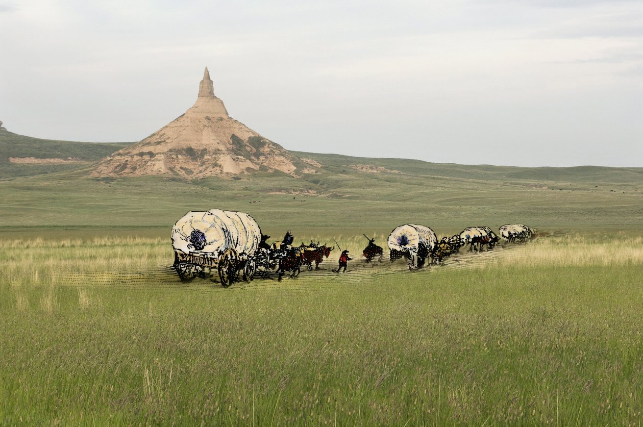 Geschichte der West-Eroberungssiedler: Amerikanische Pioniere. Reisen mehrerer Familien, die die Ebenen der Vereinigten Staaten in Kutschen überqueren. Kutschen überqueren den Chimney Rock auf dem Oregon Trail, Nebraska. Farbige Gravur kombiniert mit ein von Unbekannter Künstler
