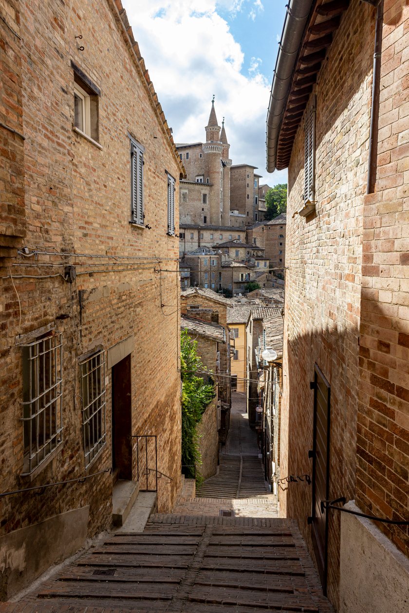 Urbino, Zentrum der Altstadt von Nakajima Raishō