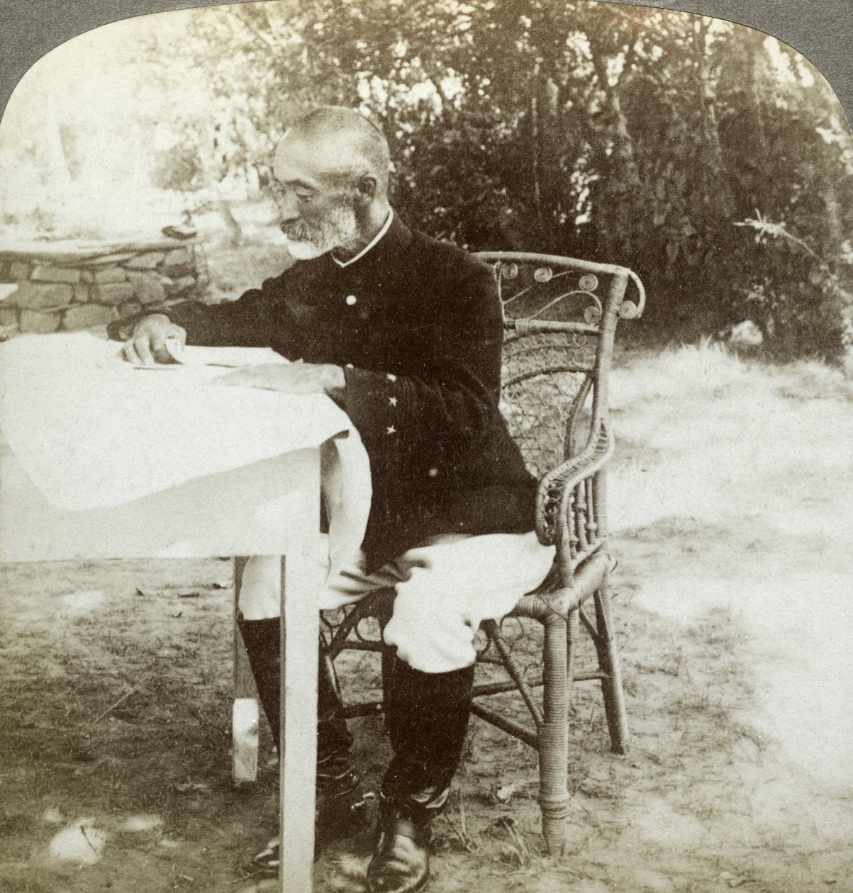 General Nogi im japanischen Hauptquartier, Port Arthur, Mandschurei, ca. 1904-1905 von Underwood and Underwood
