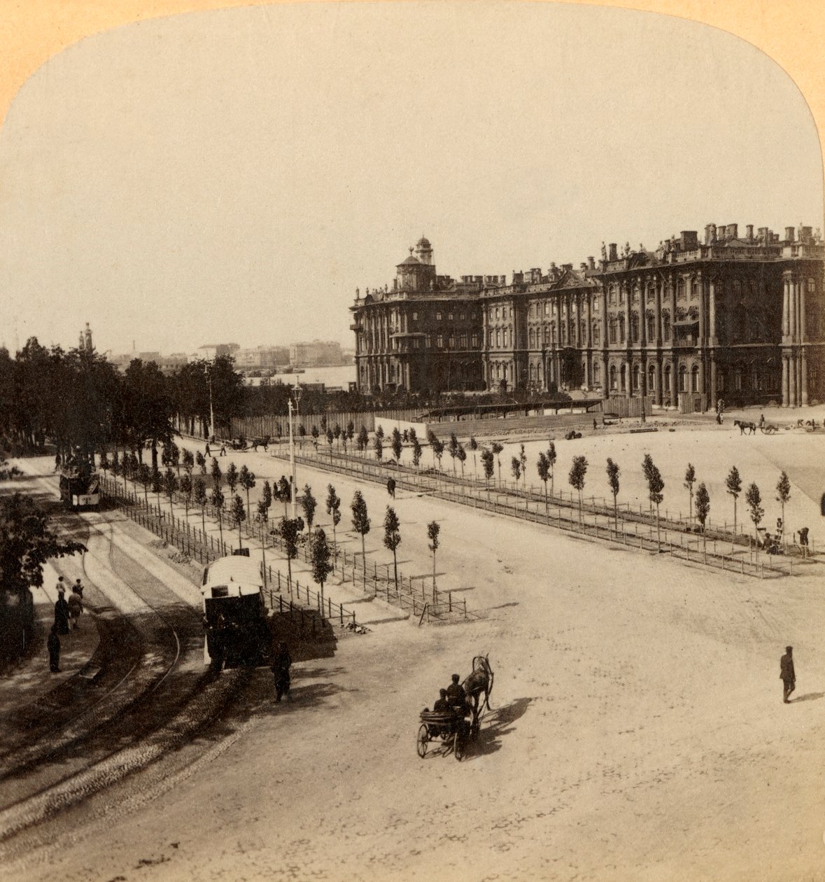 Der kaiserliche Winterpalast vom Newski-Prospekt, St. Petersburg, Russland, 1897 von Underwood and Underwood