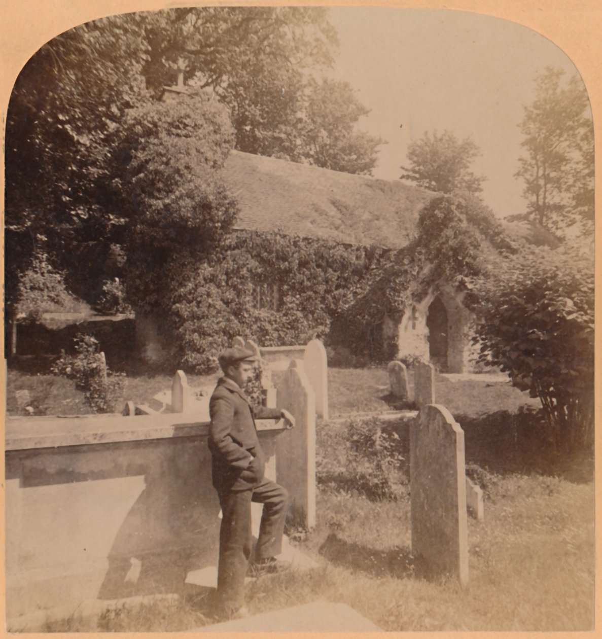 Die winzige normannische Kirche, der malerischste Ort in England, Bonchurch, Isle of Wight, 1900 von Underwood and Underwood