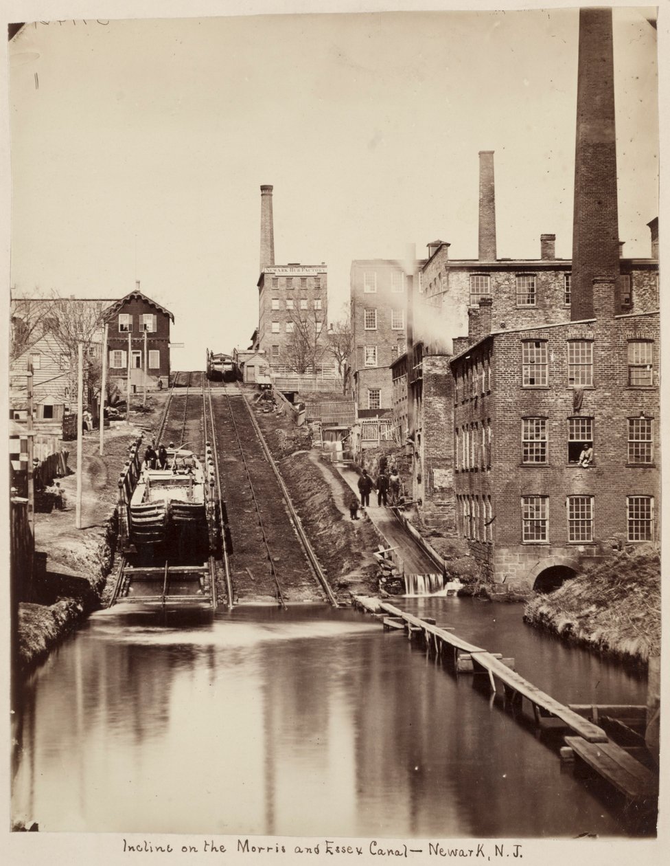 Steigung am Morris und Essex Kanal, Newark, New Jersey, ca. 1870 von Unidentified Photographer.
