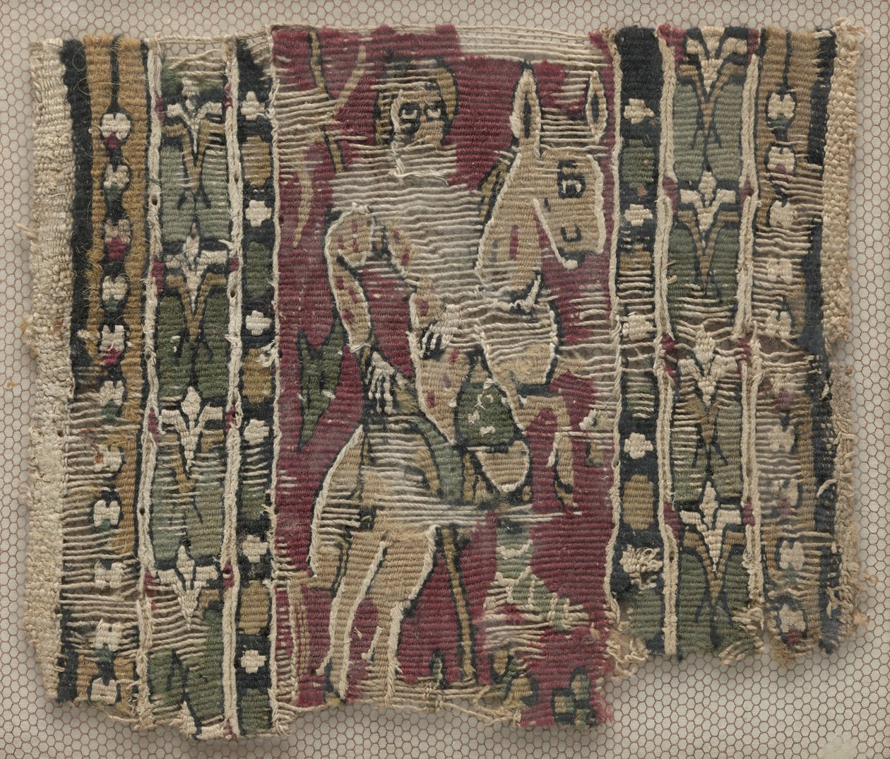 Fragment eines Clavus mit Mann zu Pferd von Unknown artist