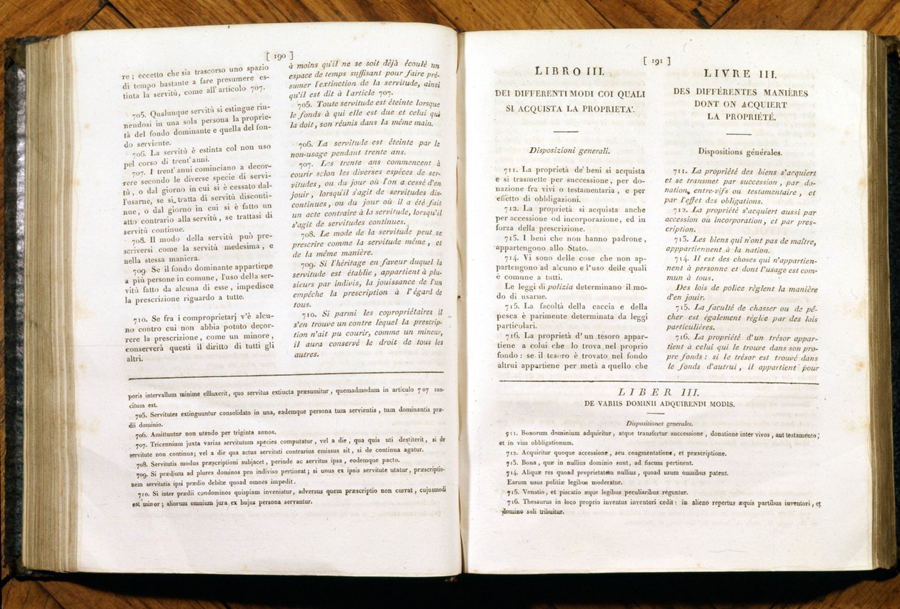 Seiten des Zivilgesetzbuches von Napoleon. auf Französisch und Italienisch von Unknown artist
