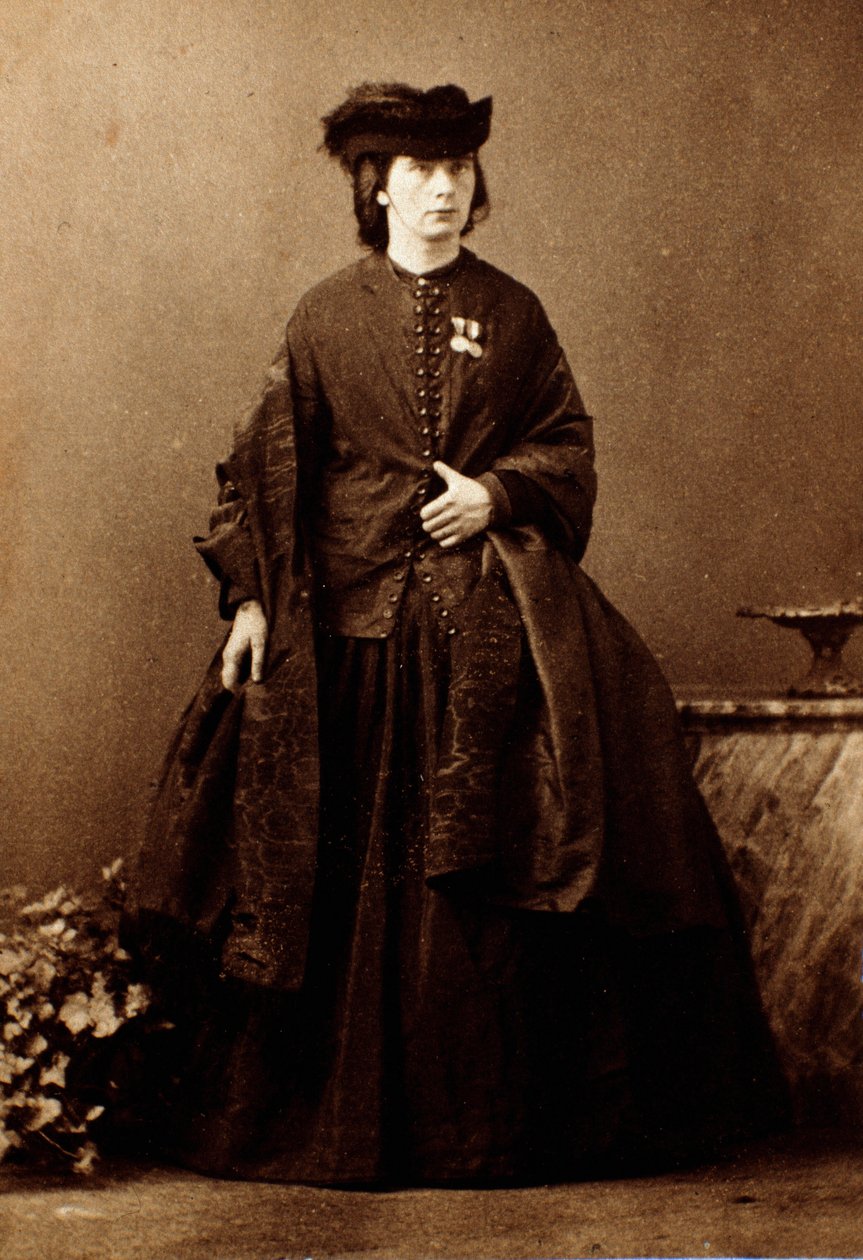 Risorgimento: Porträt der englischen Schriftstellerin Jessie White Mario, Krankenschwester während der Feldzüge von Giuseppe Garibaldi, Ehefrau des italienischen Patrioten Alberto Mario. Fotografie. Private Sammlung von Unknown artist