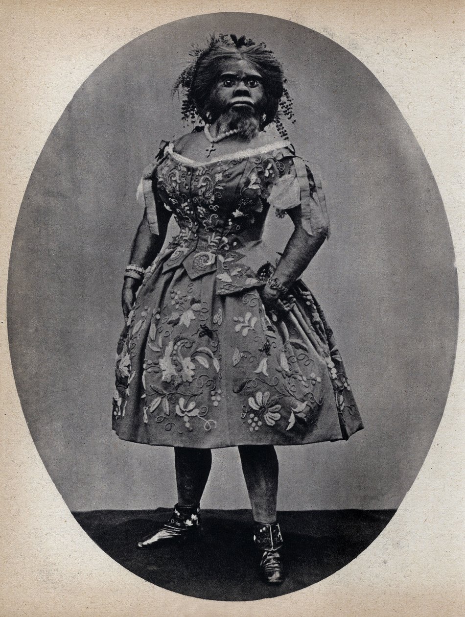 Die Monster, die Hundefrau. Fotografie, späte 19. Jahrhundert, Paris. Sammlung Selva. von Unknown photographer