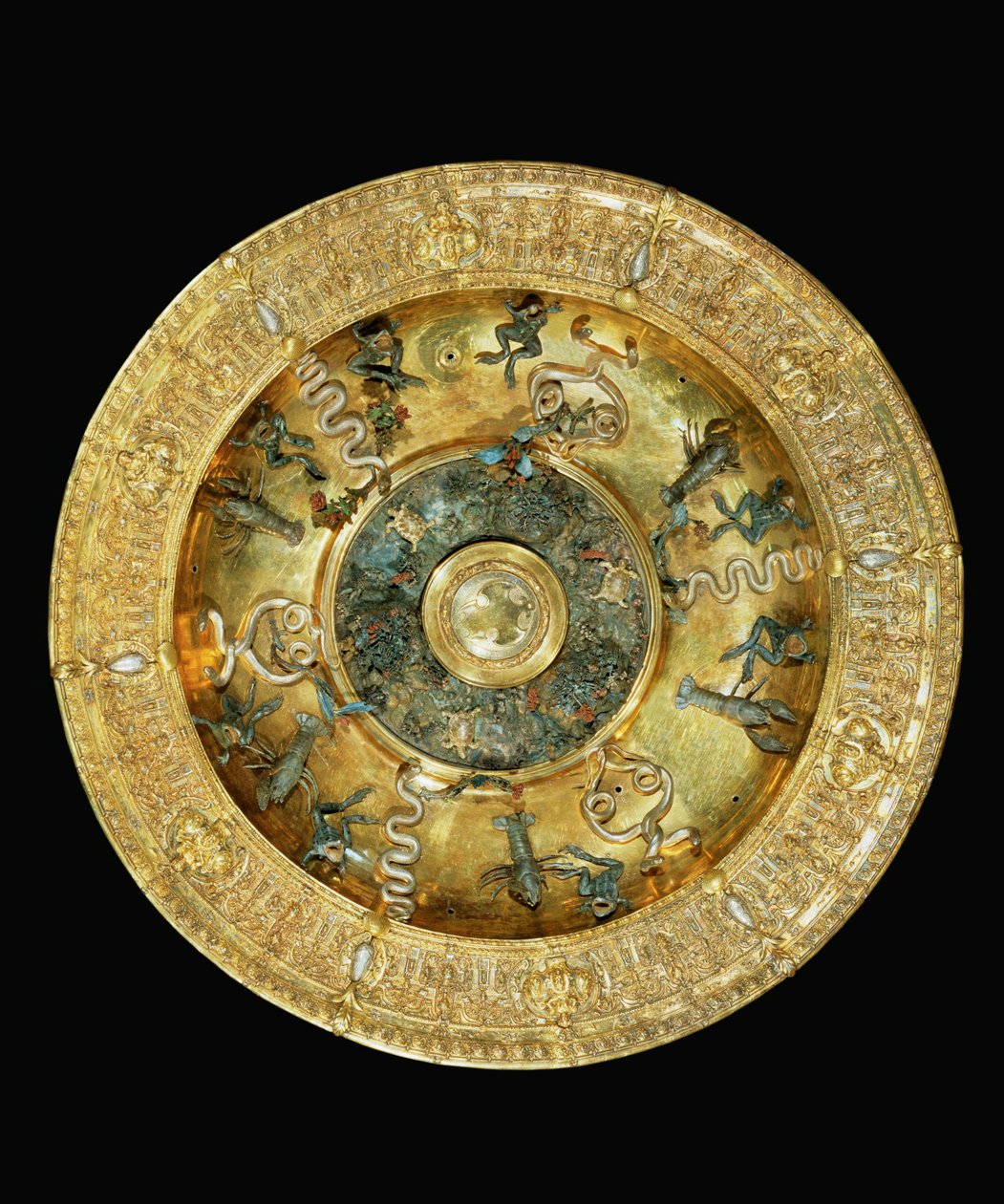 Vergoldete Silberschale mit Schlangen, Fröschen und Hummern, Emaille von Wenzel I Jamnitzer