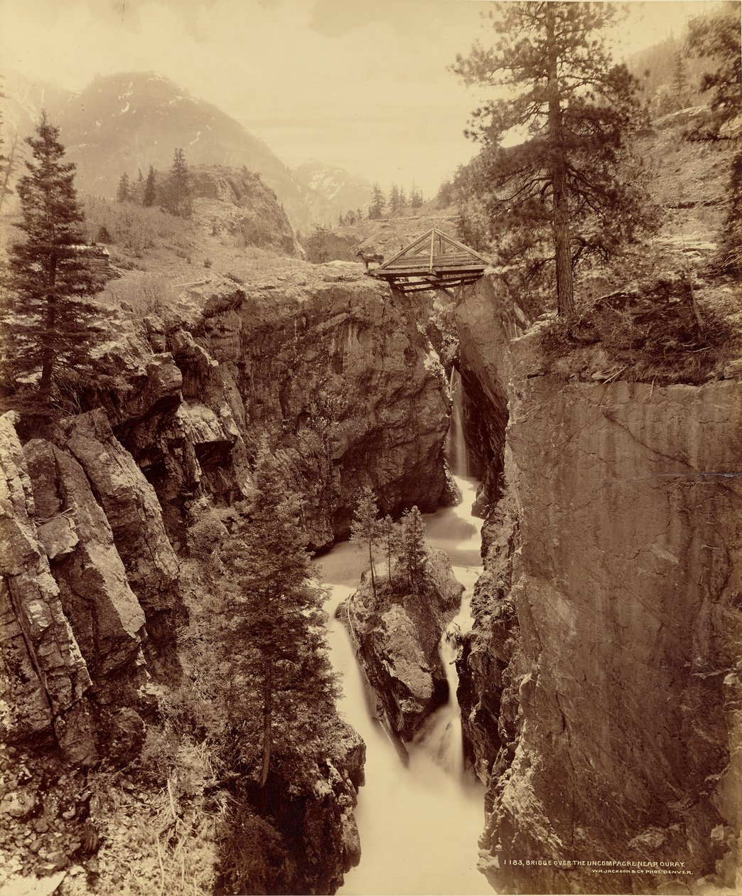 Brücke über den Uncompagre bei Ouray von William Henry Jackson