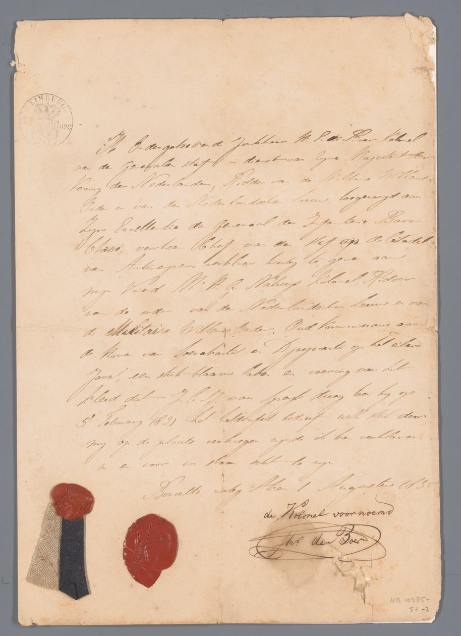 Stück Stoff von der Uniformjacke von J.C.J. van Speyk mit angehängten Herkunftsnachweisen von jonkheer H. E. de Boer