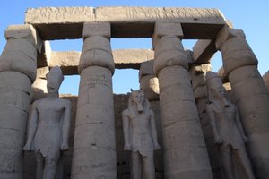 Luxor-Tempel, antike ägyptische Architektur in Luxor von Albert Mansour