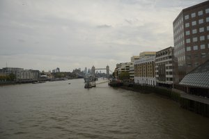 London Bridge über die Themse im Herzen Londons von Albert Mansour