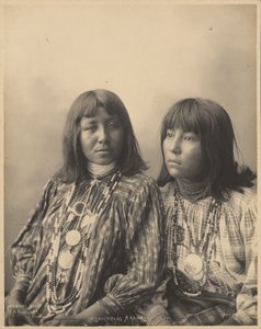 Streichen gegen und kleine Schielaugen, San Carlos Apachen von Adolph F. Muhr