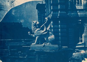 Skulptur eines Greifen auf einer Baustelle in Marseille von Adolphe Terris