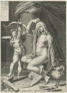 Venus kämmt ihr Haar