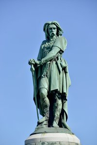 Kolossale Statue von Vercingetorix, gallischer Anführer von Aime Millet