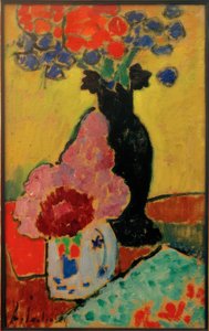 Stillleben mit schwarzer Vase