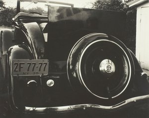 Auto 2F-77-77, 1935 von Alfred Stieglitz