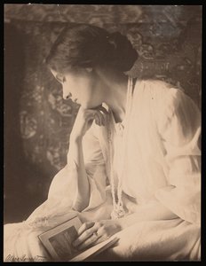 Alice Broughton Foto von Agnes Pelton (s/w Foto) von Alice Boughton