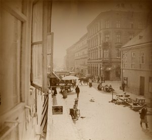 Blick aus dem Fenster von Muchas Wohnung, nahe Amalienstraße, München