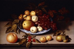 Pfirsiche, Äpfel, Aprikosen und Trauben in einer Wanli-Kraak-Porzellanschale mit Kirschen, Birnen, Aprikosen und einem Apfel auf einem Sims von Ambrosius the Elder Bosschaert