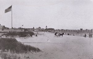 Old Orchard Beach, Maine: Strandszene (s/w Foto) von American Photographer (after)