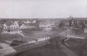 Old Orchard Beach, Maine: Blick landeinwärts vom Old Orchard House von American Photographer (after)
