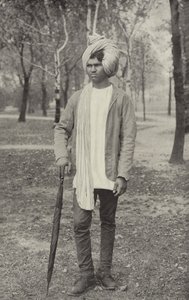 Ein hinduistischer Jongleur