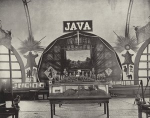 Javas eigenartige Ausstellung von American Photographer