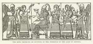 Der König trinkt oder wahrsagt in Anwesenheit der Götter von Assyrien
