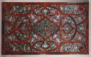 Einlegearbeit im Stil von Andre-Charles Boulle, Detail eines geschnitzten und vergoldeten Tisches, signiert P van Loose und M Verbiest, Niederlande von Andre Charles Boulle