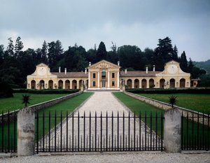 Blick auf die Villa Barbaro oder Volpi