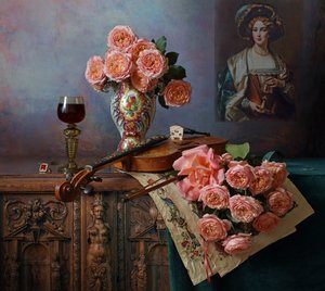 Elegante Rosen und Violine