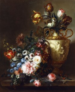 Tulpen in einer Vase und Rosen in einem Korb auf einem Stein Sims von Ange Louis Guillaume Lesourd Beauregard